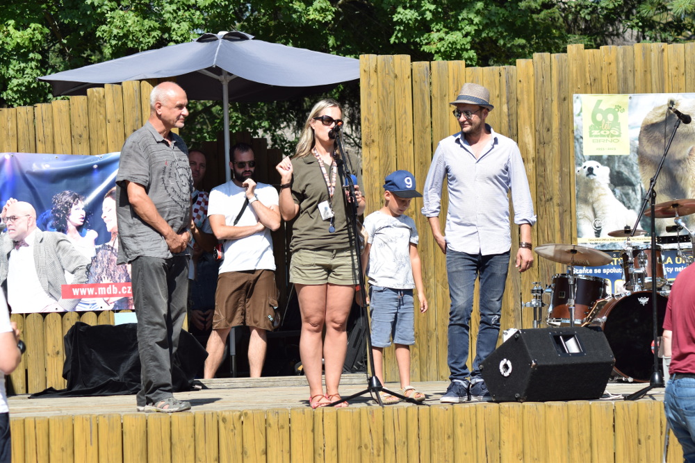 Den adoptivních rodičů v Zoo Brno