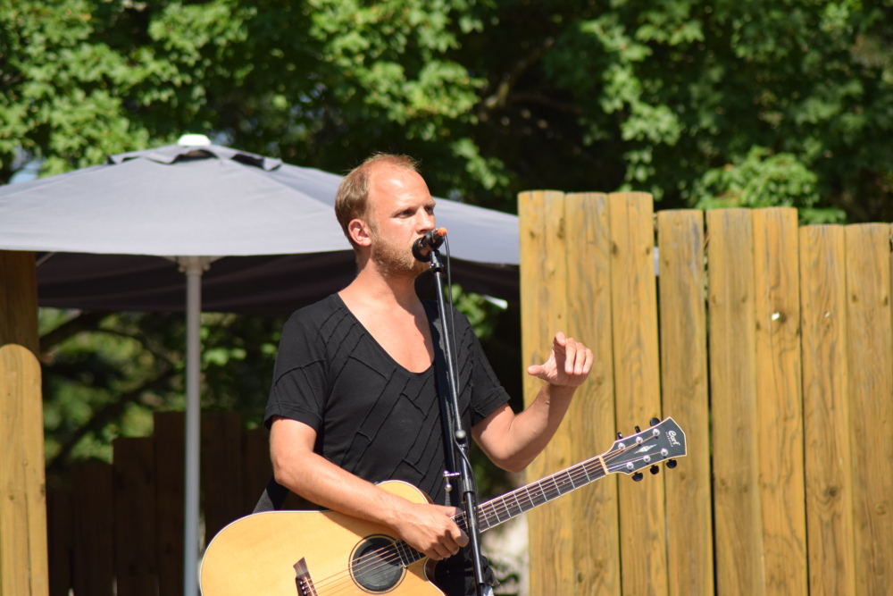 Den adoptivních rodičů v Zoo Brno