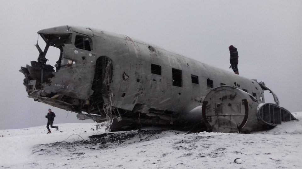 vrak Douglas Super DC-3 Dakota (Island)