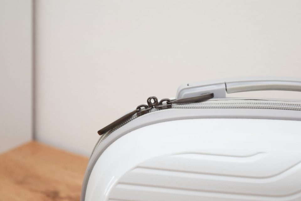 Recenze March Gotthard Beauty Case