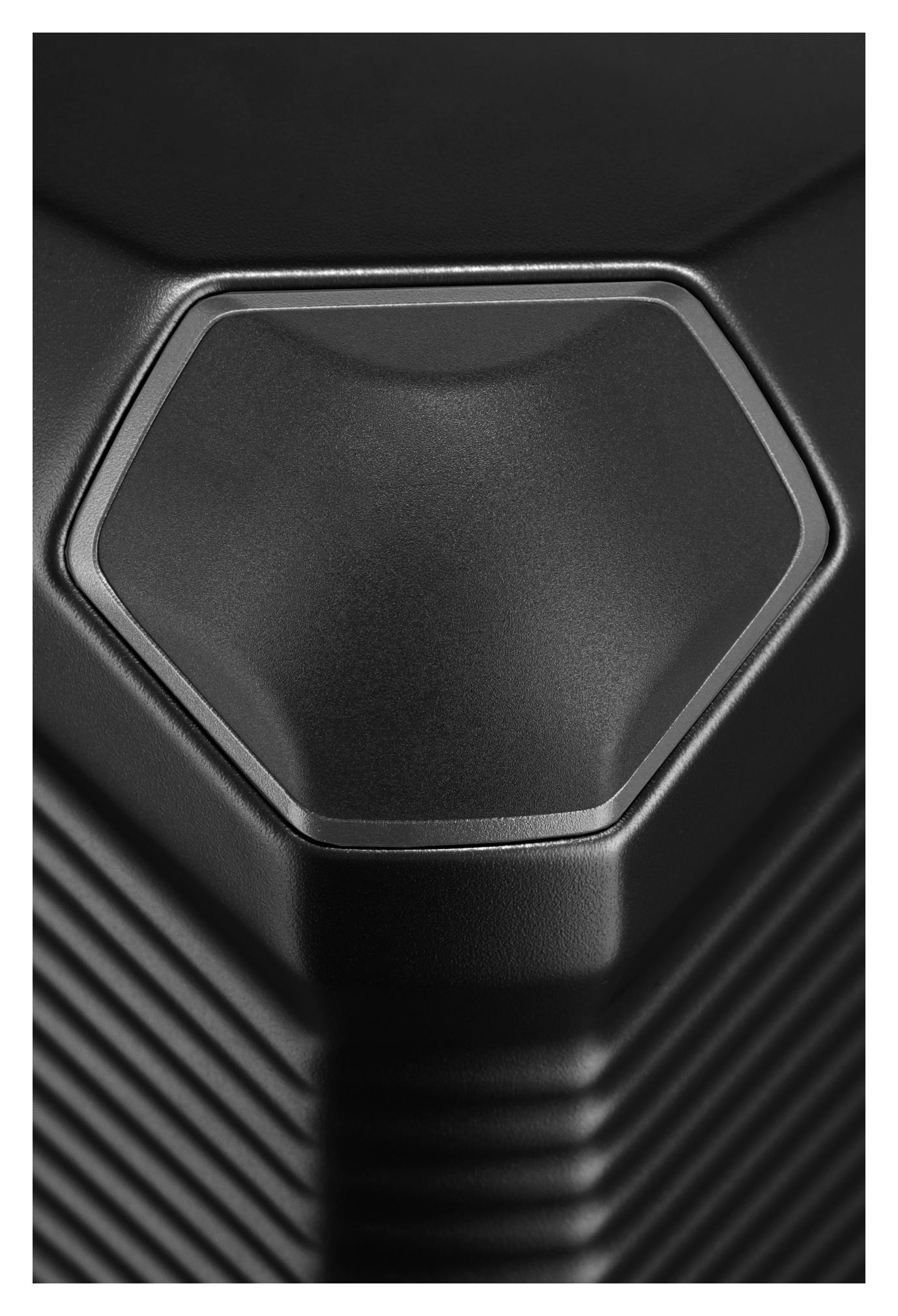 Velký skořepinový kufr Travelite Millennium L Black (obrázek 4)