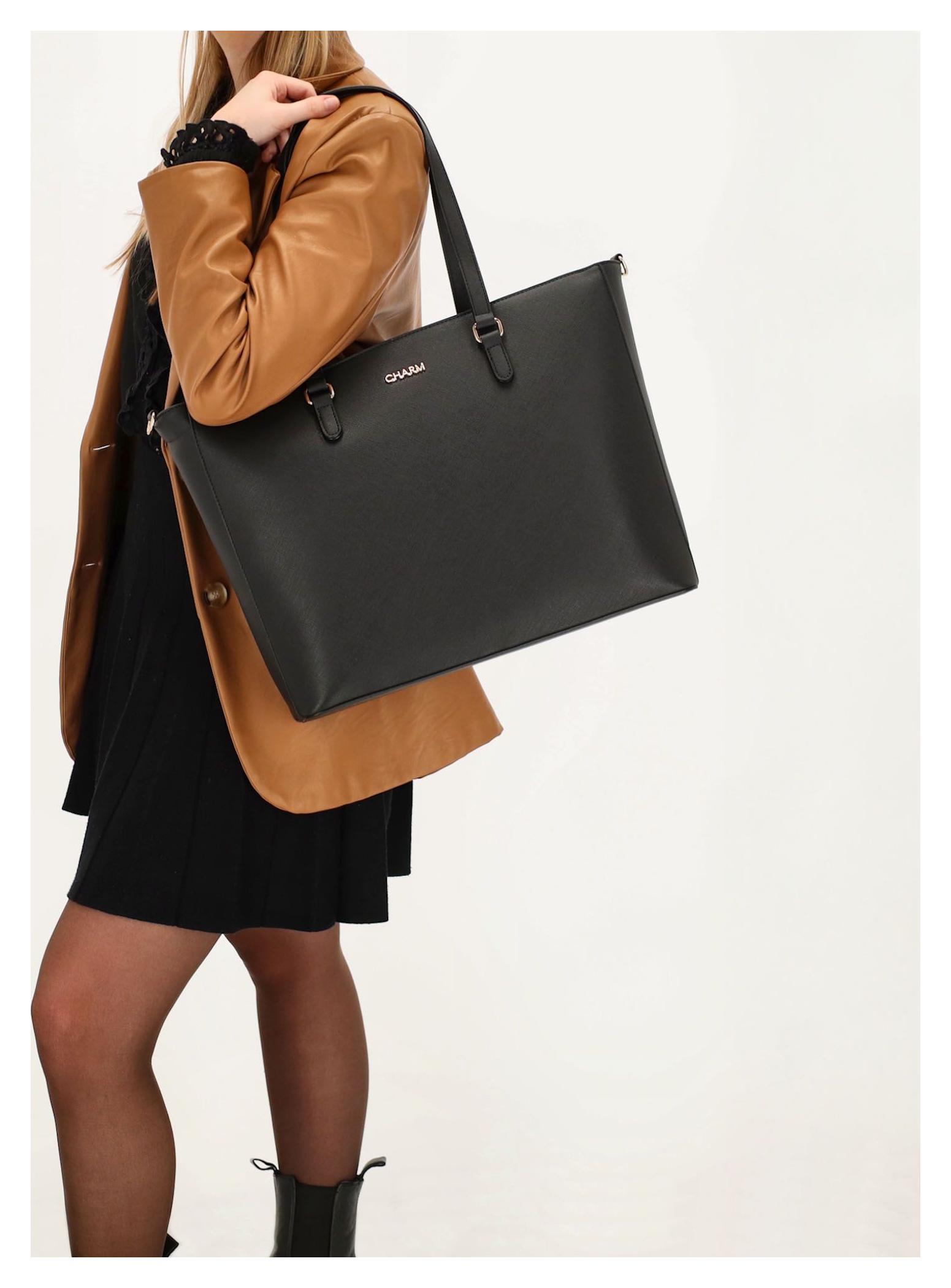 Dámská kabelka Charm London Birmingham 19228 Black (obrázek 5)