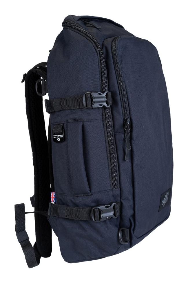 CabinZero Adventure Pro 32L Absolute Black - Image 2