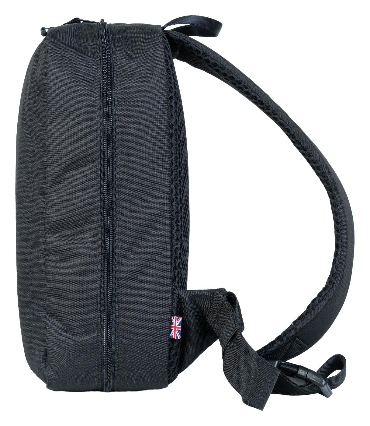CabinZero Classic 11L Absolute Black - Image 4