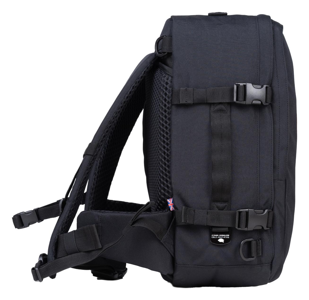 CabinZero Classic Pro 32L Absolute Black - Image 2