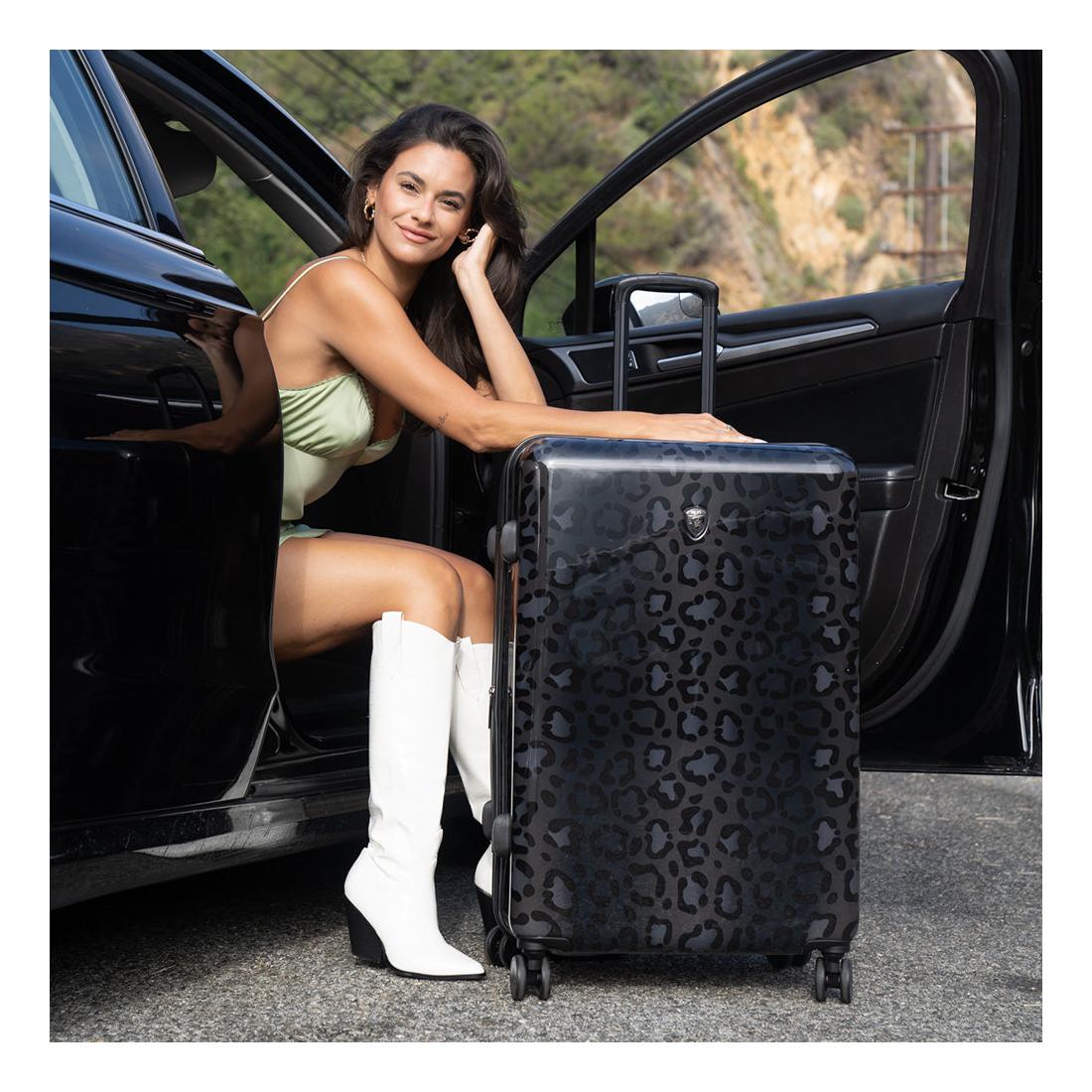 Kufr do letadla Heys Black Leopard S