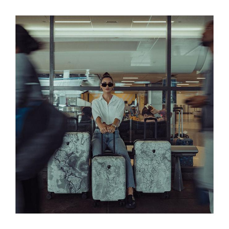 Sada cestovních kufrů Heys Journey 3G S,M,L Black/White Map