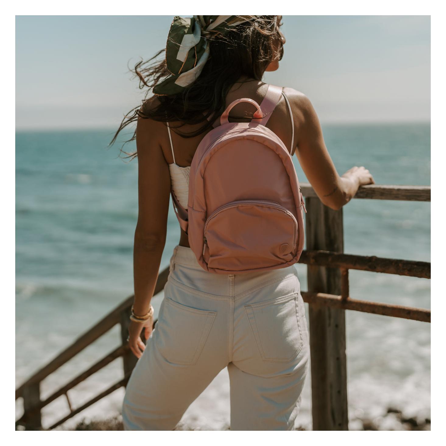 Elegantní dámský batoh do města Heys Basic Backpack Stone Blue