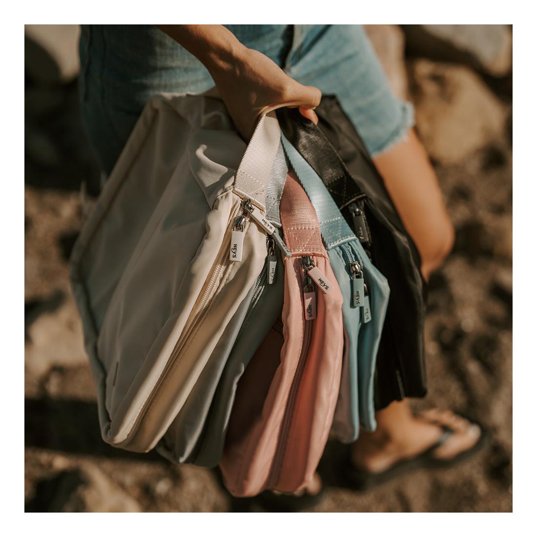 Toaletní taška Heys Basic Toiletry Bag Dusty Pink